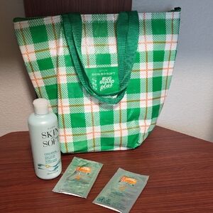 Avon Skin So Soft Tote Bag Bundle - Green Plaid